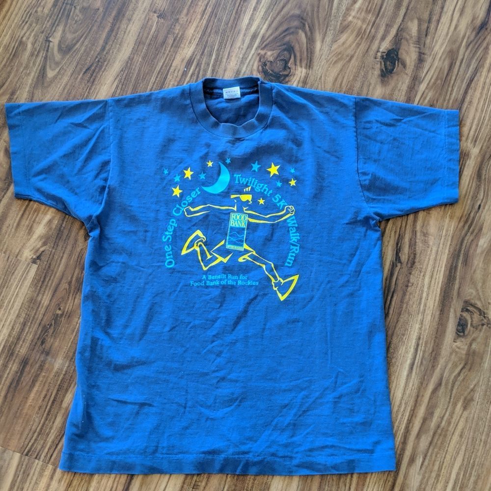 Vintage Fruit of the loom T-shirt.    #5